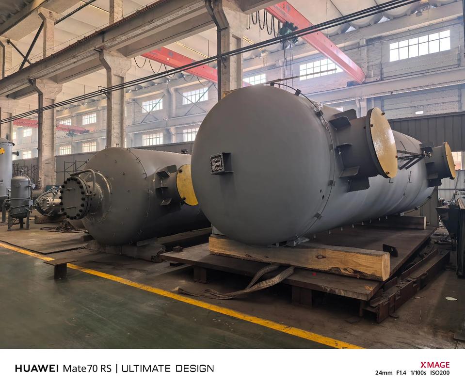 压力容器 部分制作中的容器设备,如有需要联系! #江阴